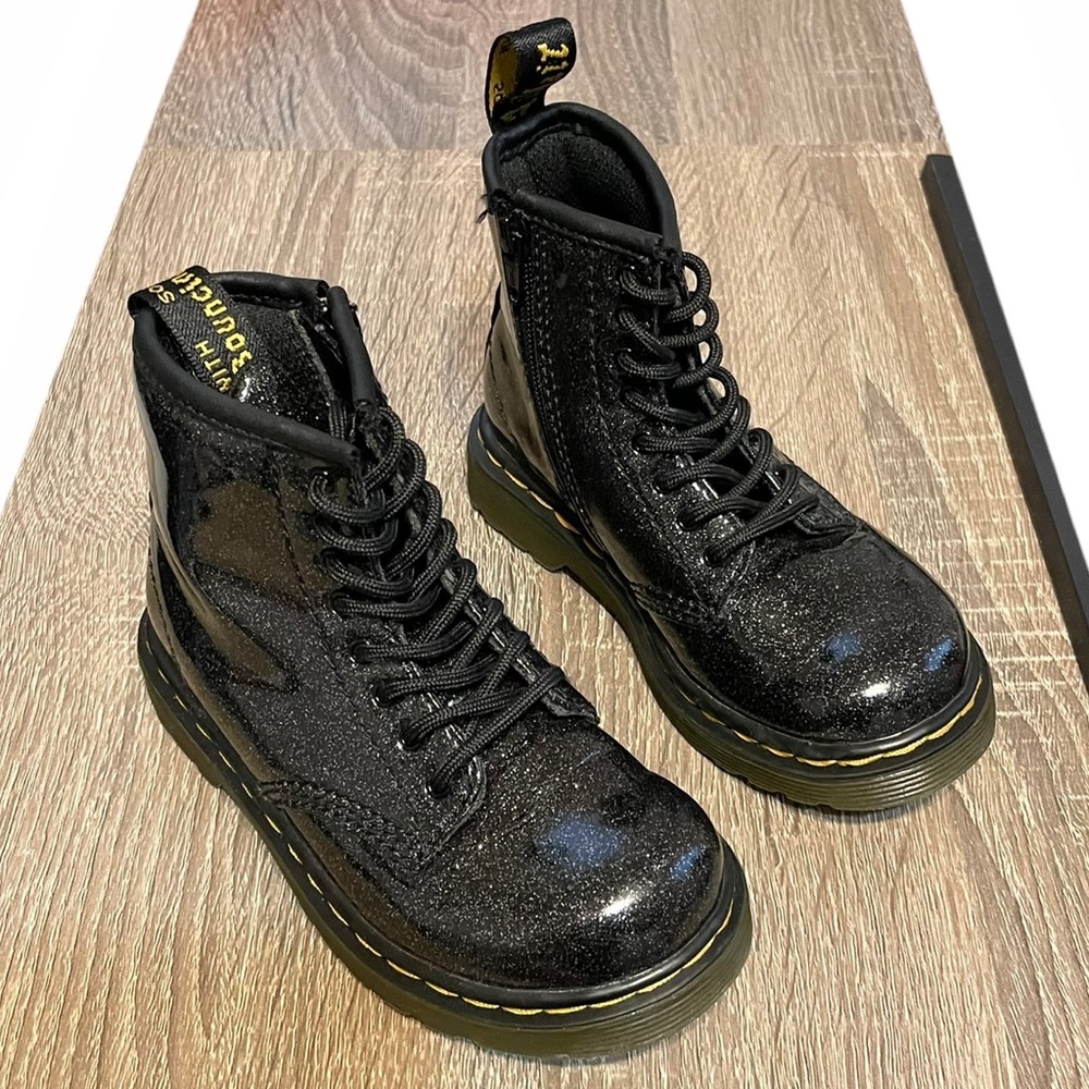Doc / Dr. Marten glitter boots kids size 8/9